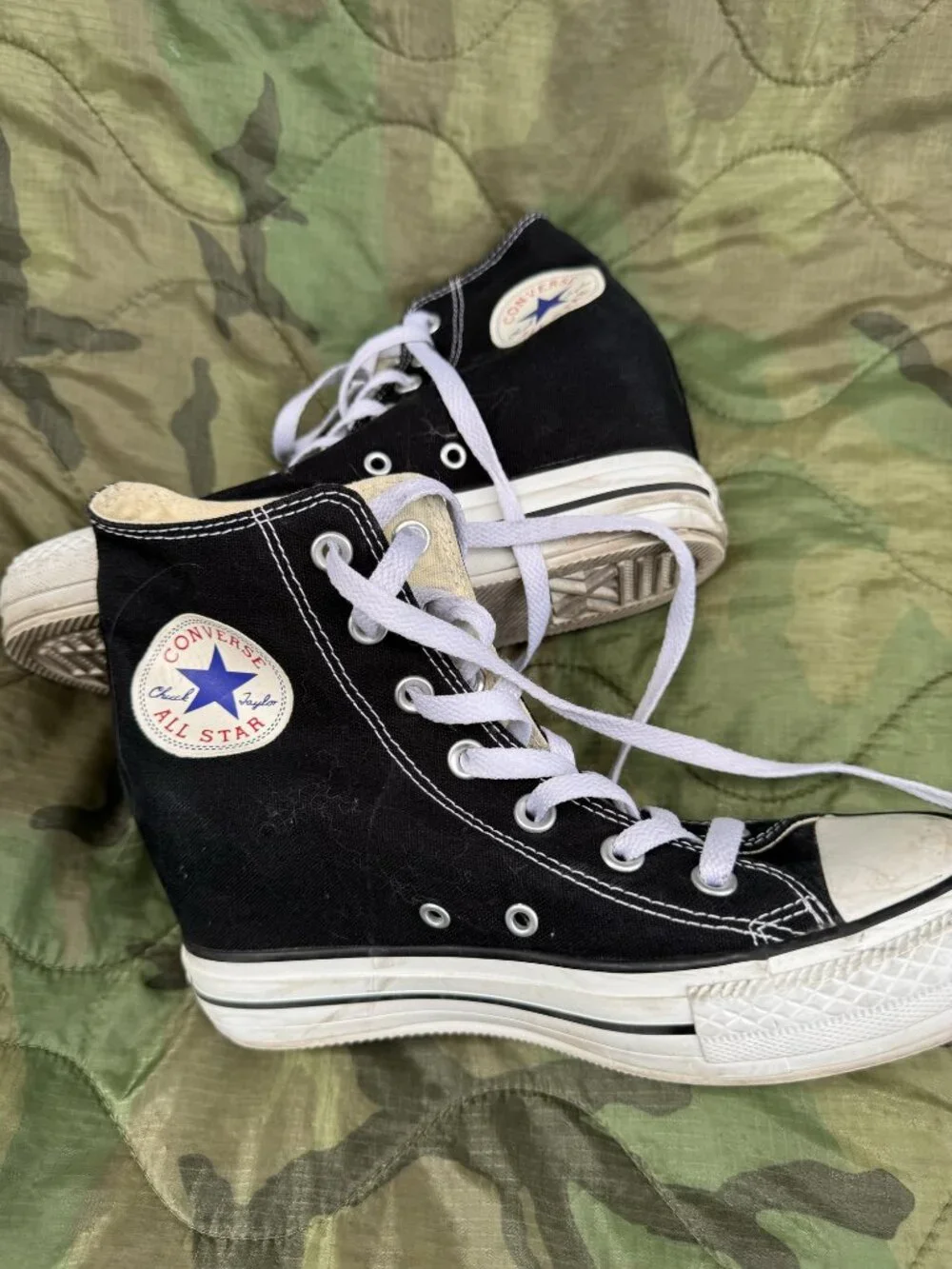 Converse sneakers toe platform